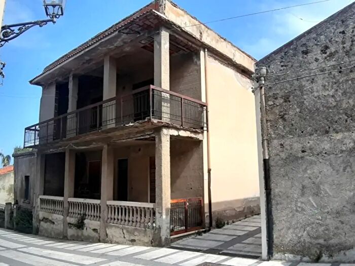 Casa con 12 locali in vendita in Sp Serro, Villafranca Tirrena