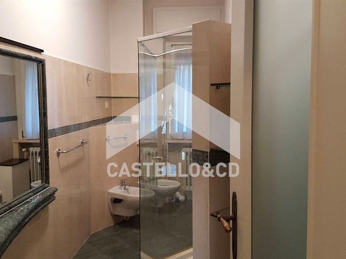 Appartamento trilocale in affitto in via delle rive, Desenzanino, Desenzano del Garda