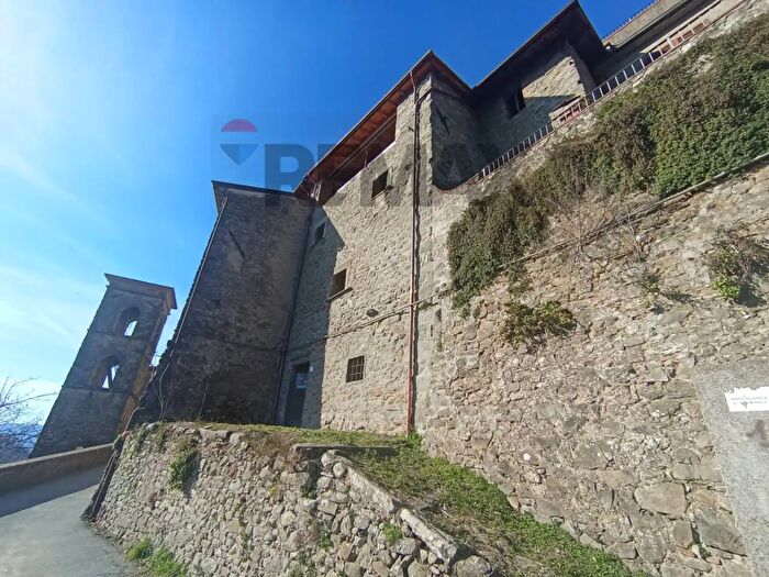 Casa bilocale in vendita in Coreglia Antelminelli