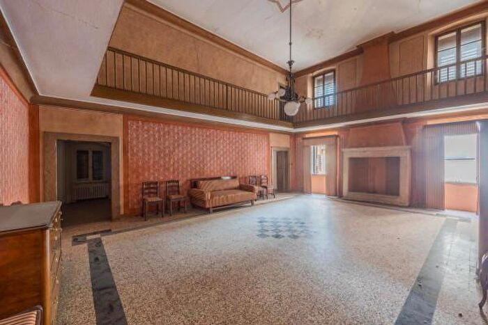 Casa con 6 locali in vendita in Strada Provinciale Destra Adige, Ala