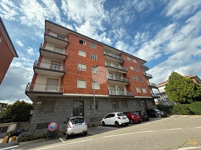 Appartamento trilocale in affitto in Via Milano, Gassino Torinese