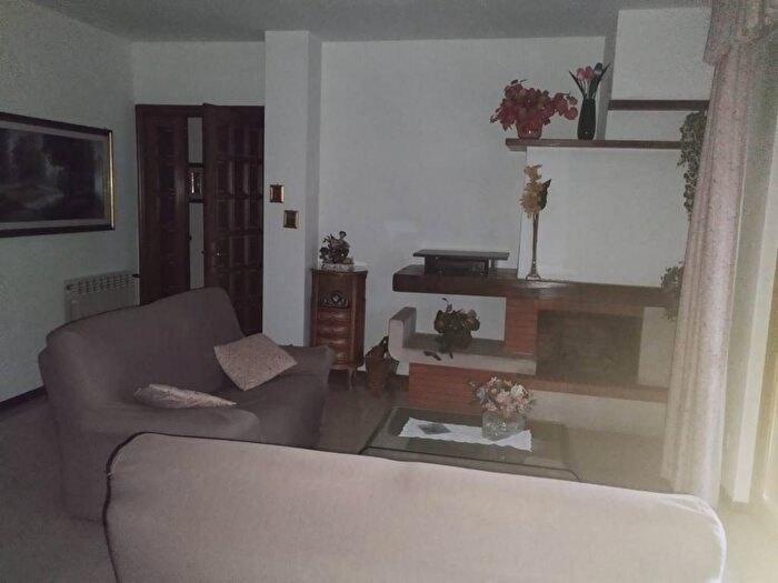 Appartamento con 5 locali in affitto in Viale Filippo Turati, Cospea San Giovanni, Terni