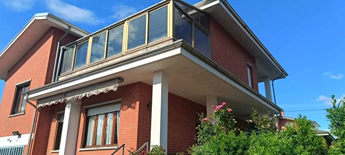 Case in Vendita e in Affitto - 3