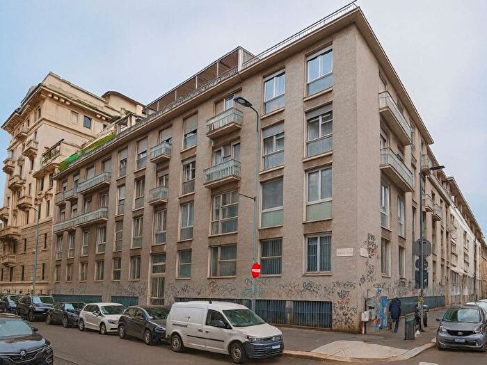 Appartamento bilocale in affitto in Via San Gregorio, Buenos Aires, Milano