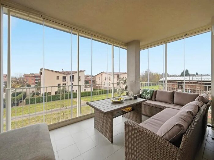 Appartamento con 5 locali in vendita in Via De Sanctis, Reggio Emilia