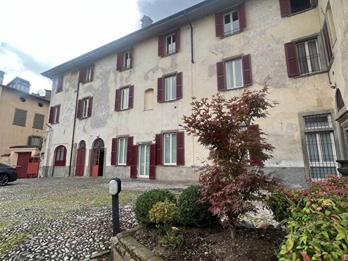 Appartamento monolocale in affitto in Città Alta, Bergamo