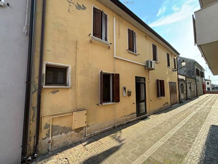 Casa con 5 locali in vendita in Calle Pozzato, Loreo