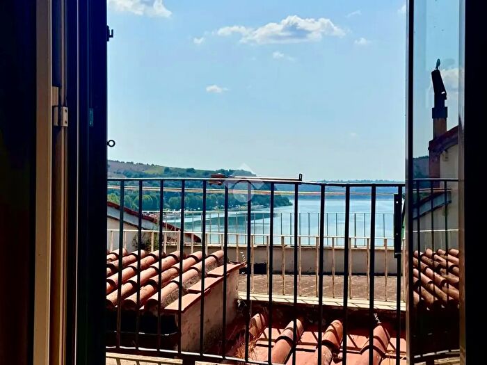 Appartamento quadrilocale in vendita in Via Umberto Primo, Anguillara Sabazia