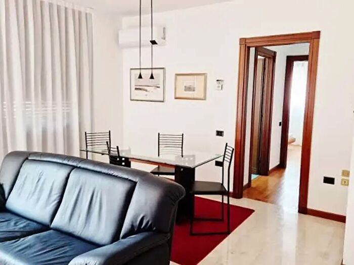 Appartamento bilocale in affitto in Via Battaglione Monte Berico, Vicenza