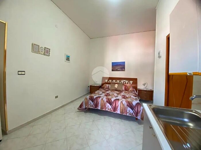 Appartamento monolocale in vendita in Via Cupa dell'Arco, Napoli