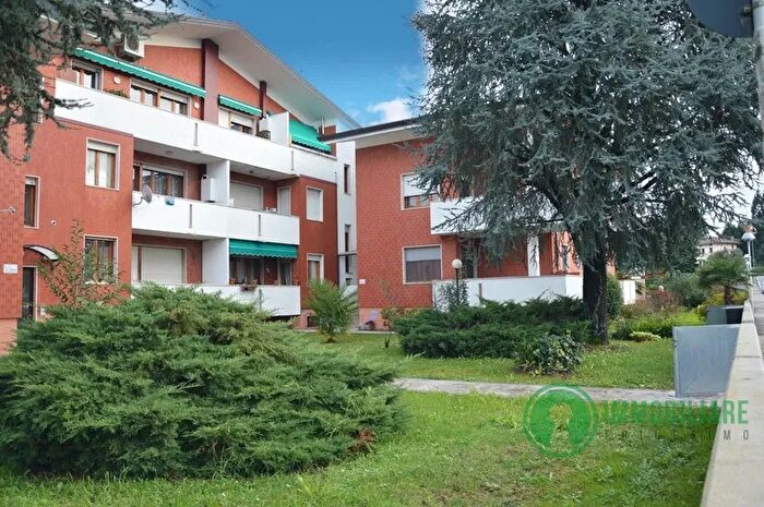 Appartamento trilocale in vendita in Via Caterina Percoto, Tricesimo