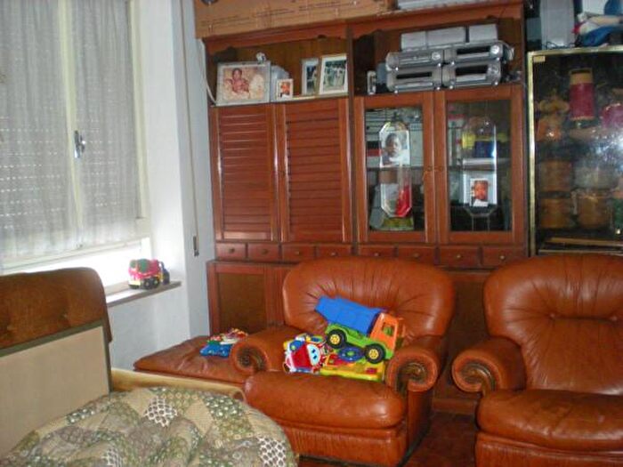 Appartamento con 6 locali in vendita in Via Montegrappa, Jesi