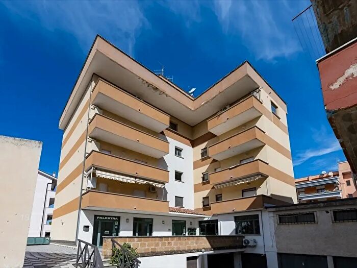 Appartamento trilocale in vendita in Via Ramiro Ortiz, Chieti