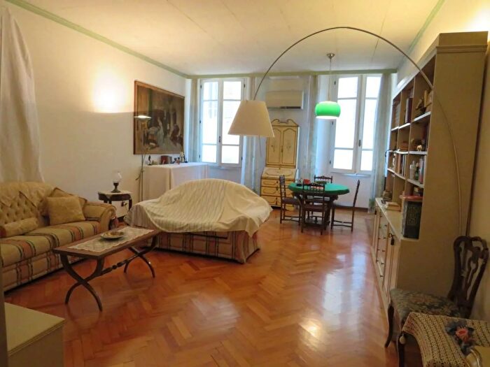 Appartamento con 5 locali in vendita in Reggio Emilia