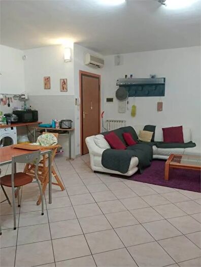 Appartamento quadrilocale in vendita in Ravarino Via Enrico Berlinguer, Ravarino