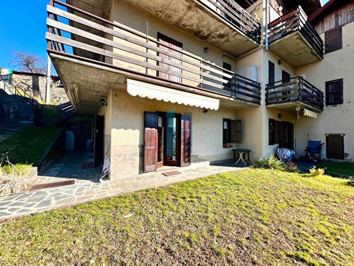 Appartamento trilocale in vendita in Via Aldo Moro, Ossimo