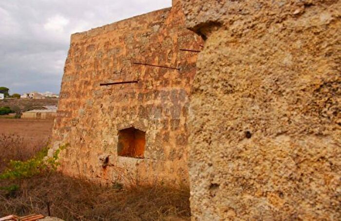 Casa trilocale in vendita in Via l Caccioppola, Alessano