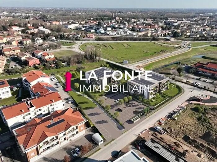 Appartamento quadrilocale in vendita in Via Battisti, Limena