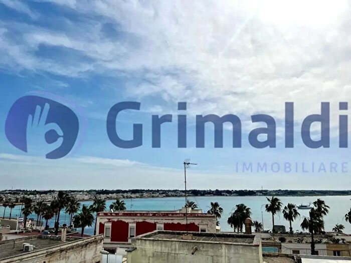 Casa con 16 locali in vendita in Via Francesco Petrarca, Porto Cesareo