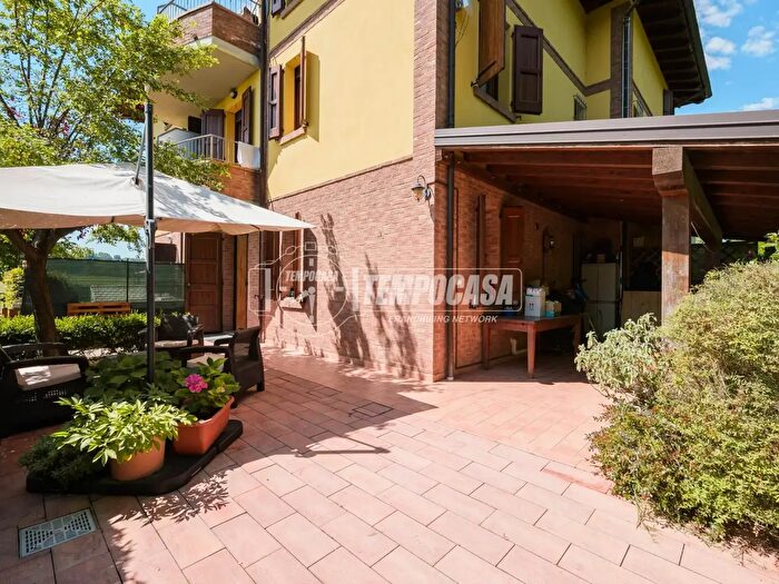 Casa con 5 locali in vendita in Via della Vite, Castelvetro Di Modena
