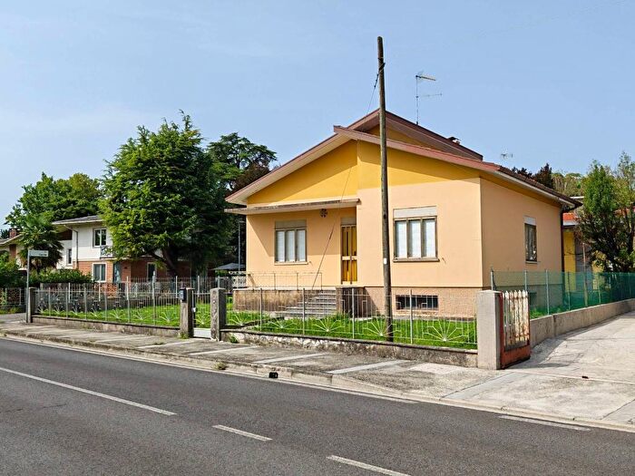 Casa con 5 locali in affitto in Via Guglielmo Marconi, Sottoselva, Palmanova