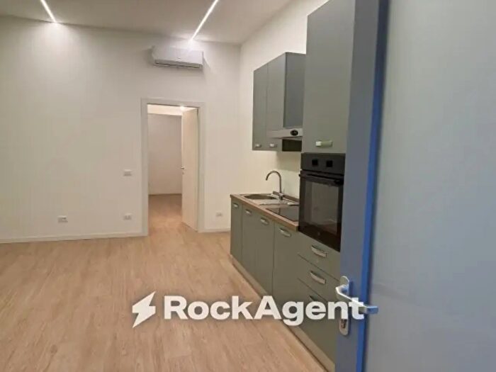 Appartamento bilocale in vendita in Via Giuseppe Candiani, Milano