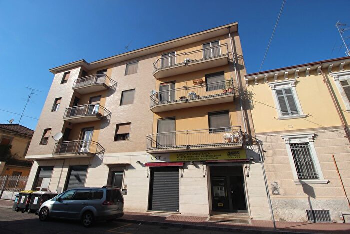 Appartamento quadrilocale in vendita in Via del Carmine C, Casale Monferrato