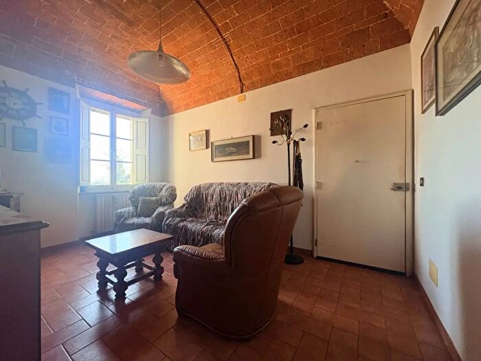 Appartamento quadrilocale in vendita in Via della Croce, Terricciola