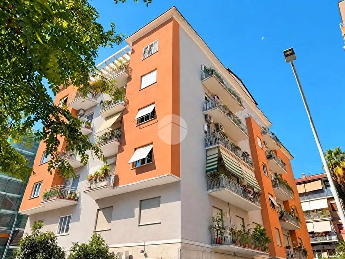 Appartamento bilocale in vendita in Via Ludovico di Monreale, Roma