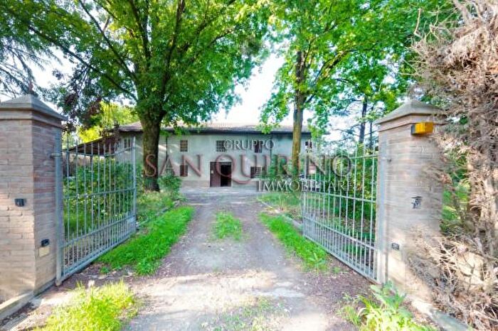 Casa con 5 locali in vendita in Via Stradone, San Martino In Rio