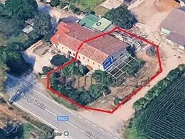 Casa con 10 locali in vendita in Via Borgo Bello, Villafranca Di Verona