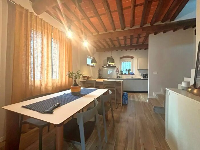 Casa trilocale in vendita in Ella Chiesa di Toringo, Capannori