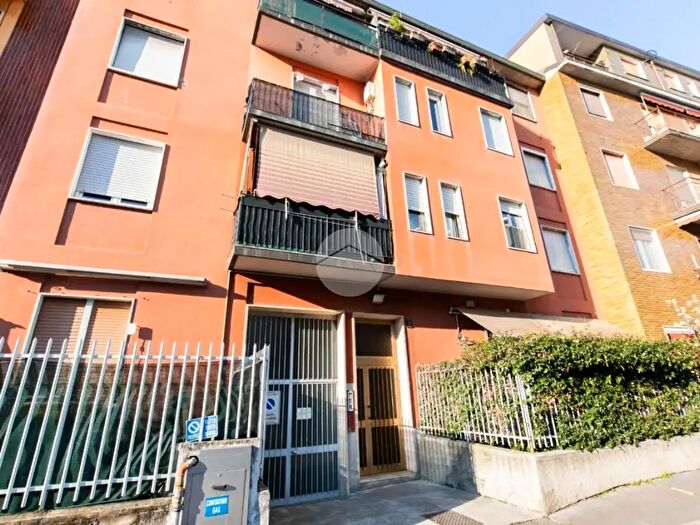 Appartamento bilocale in vendita in Via Valle Antigorio, Milano