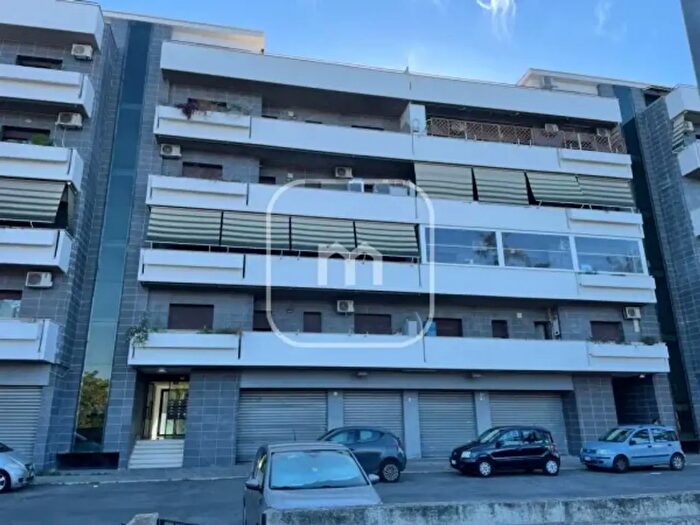 Appartamento trilocale in vendita in Via Vincenzo Manzini, Roma