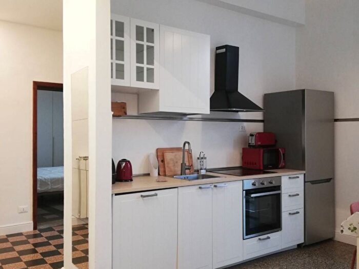 Appartamento trilocale in affitto in Via Piero Cironi, Leopoldo Vittorio Emanuele Statuto, Firenze