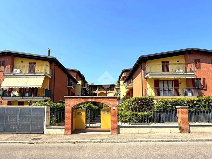 Appartamento bilocale in vendita in Via Isonzo, Caronno Pertusella