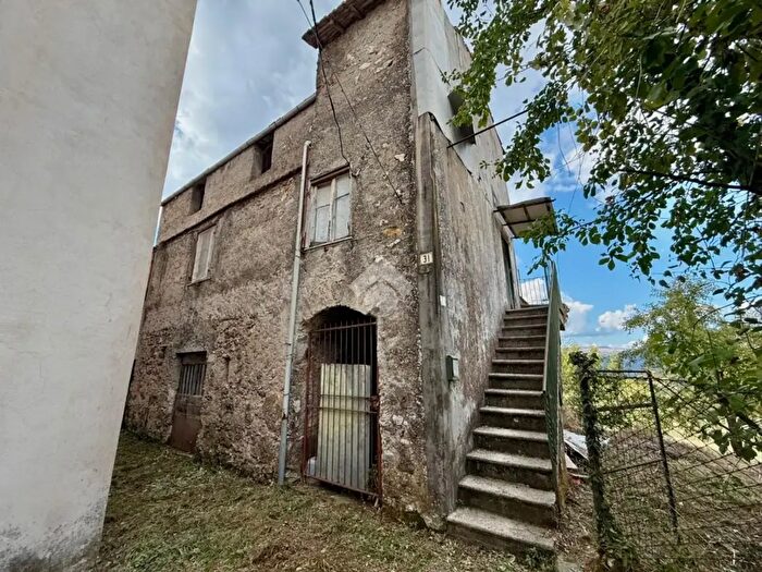 Casa monolocale in vendita in Via Fossatello, Sgurgola