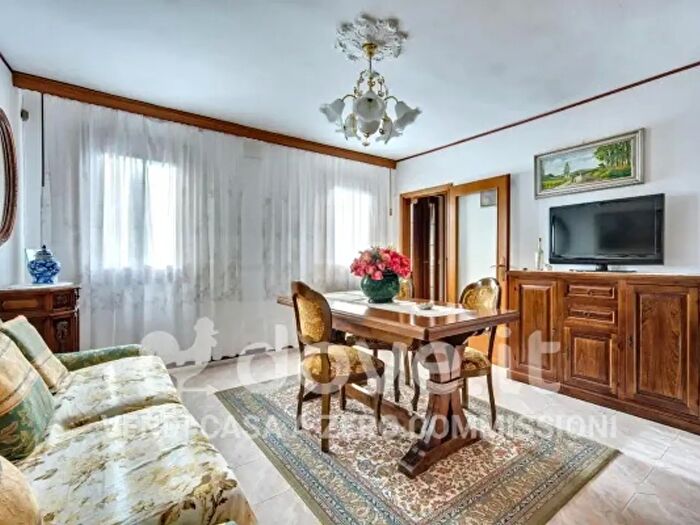 Casa trilocale in vendita in Vicolo della Chiesa, Battaglia Terme