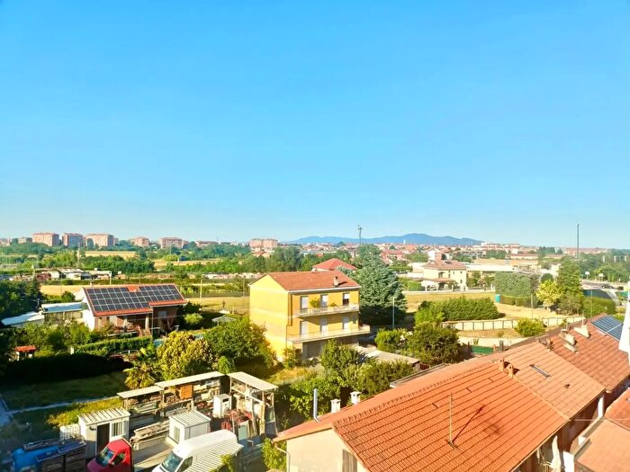 Appartamento trilocale in affitto in Via Fratelli Bandiera, Rivalta Di Torino