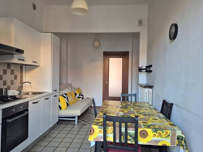 Appartamento bilocale in affitto in Via Revello, Cenisia, Torino