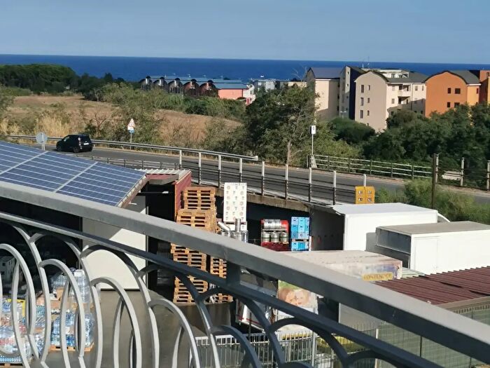 Appartamento quadrilocale in vendita in Via Russomanno, Satriano
