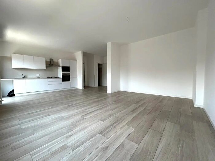 Appartamento con 5 locali in vendita in Via Falloppio, Schio