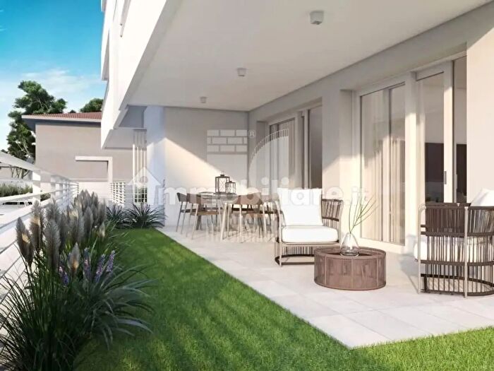 Appartamento quadrilocale in vendita in Via Matteotti, Scanzorosciate