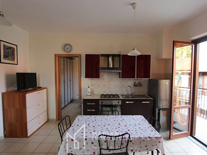 Appartamento bilocale in affitto in Via Eugenio Cantoni, Castellanza