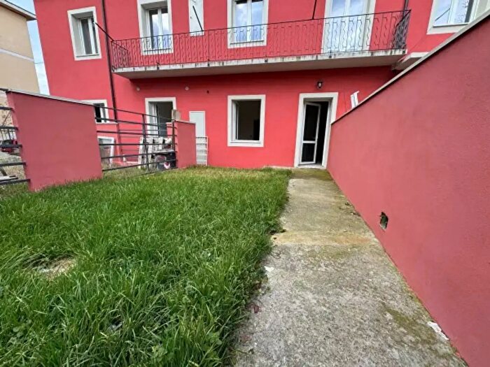 Appartamento quadrilocale in vendita in Via Ambrogio Belloni, Alessandria