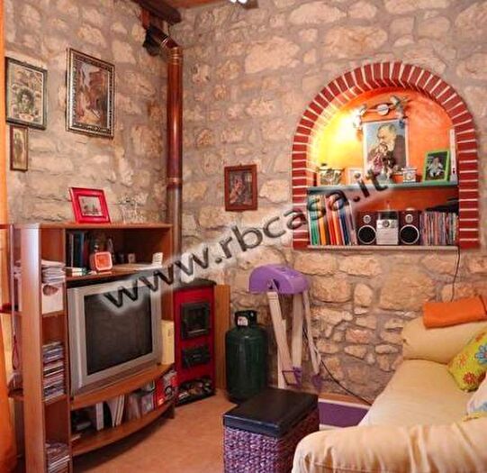 Casa con 6 locali in vendita in Via dei Mille, Ispica