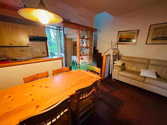 Casa quadrilocale in vendita in Viale dei Larici, Ravenna