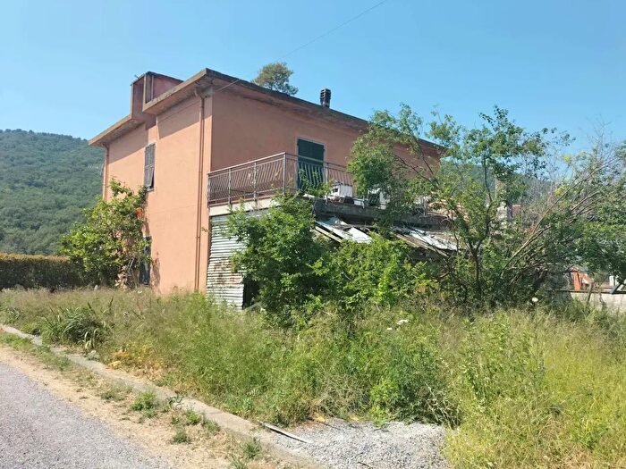 Casa con 7 locali in vendita in Via Ponte, Ortovero