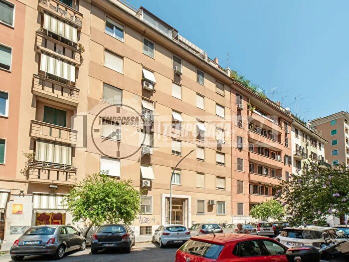 Appartamento bilocale in vendita in Via Manlio Torquato, Roma