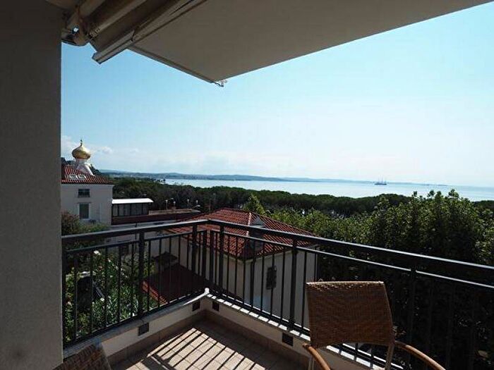 Appartamento quadrilocale in affitto in Barcola, Trieste